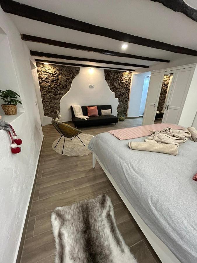 Casa Dona Delfina Apartment Валверде Екстериор снимка